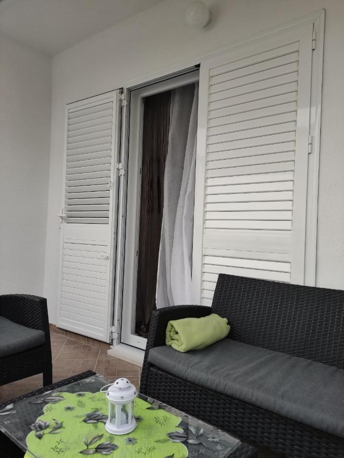 Apartmani Mara Rogoznica روغوزنيكا المظهر الخارجي الصورة