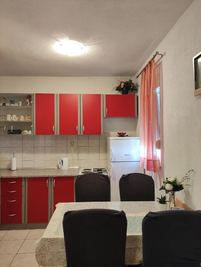 Apartmani Mara Rogoznica روغوزنيكا المظهر الخارجي الصورة