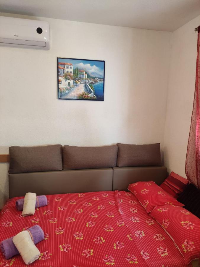 Apartmani Mara Rogoznica روغوزنيكا المظهر الخارجي الصورة